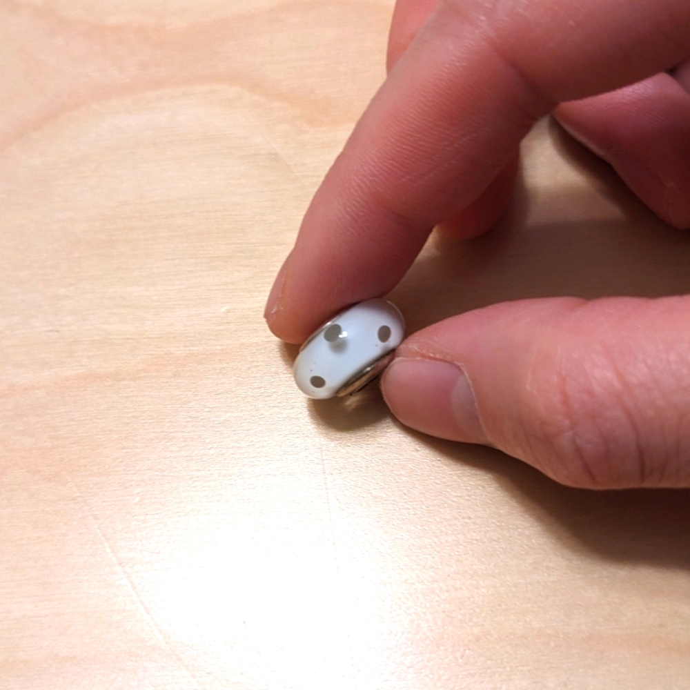 Pandora white polka dot bead - Picture 3 of 4
